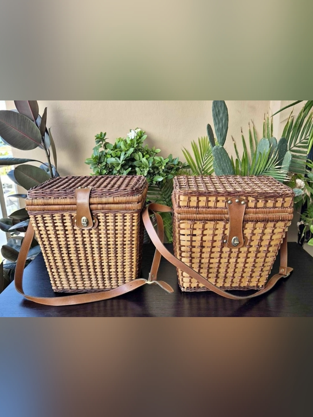 Picnic medium size basket Wicker Vintage 2 Available
